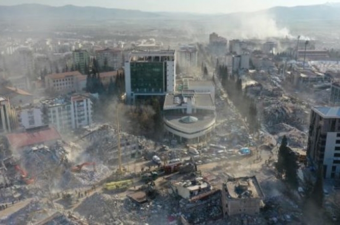 Deprem bilançosu ağırlaşıyor; 18 bini aşkın vatandaşımız hayatını kaybetti 