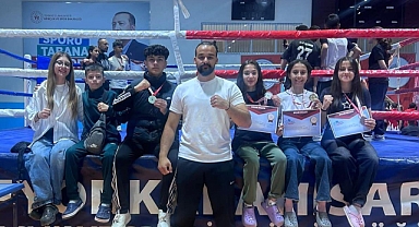 Kayserili muaythaiciler Afyon’dan 4 madalyayla döndü