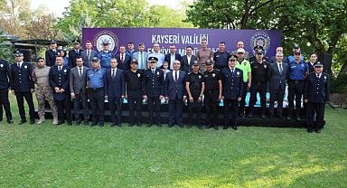 Kayseri Emniyeti'nde 'Rütbe Terfi ve Ödül Töreni' düzenlendi