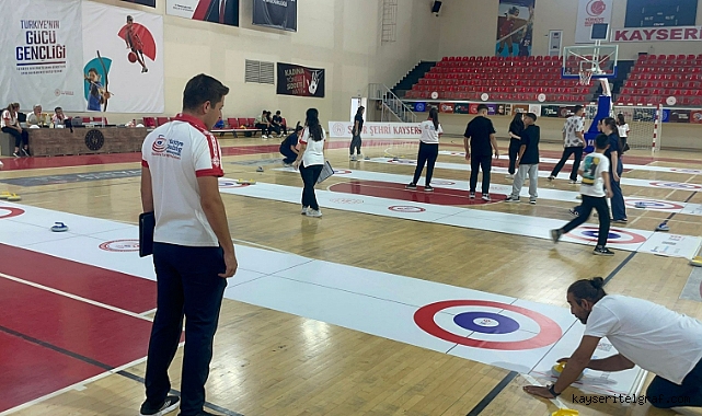 '30 Ağustos Zafer Bayramı Floor Curling Turnuvası' tamamlandı