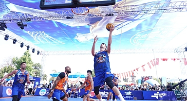 Kayseri'de '3x3 Uluslararası Basketbol Turnuvası' devam ediyor