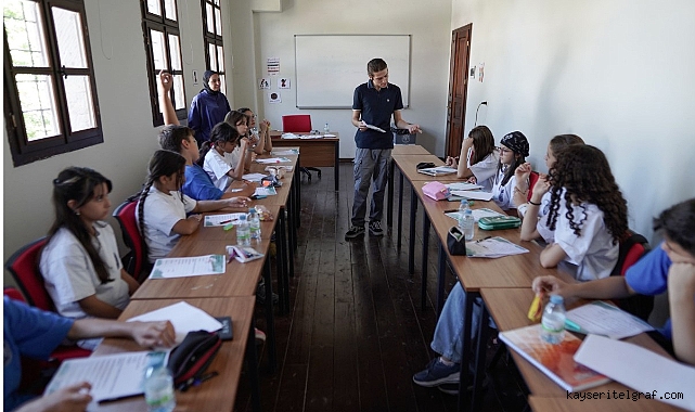 'Melikgazi Belediyesi İngilizce Yaz Kampı' başvuruları başlıyor