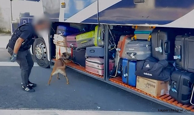 Valizinde 1 kilogram uyuşturucu bulunan zanlı tutuklandı