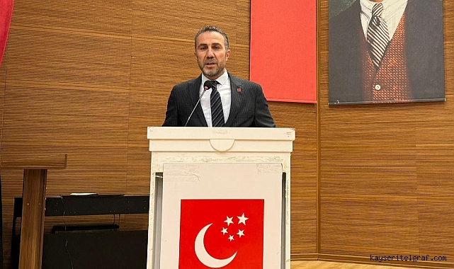 Başkan Altun’dan Davutoğlu’na: “Siyaset, hatıralar albümü değildir”