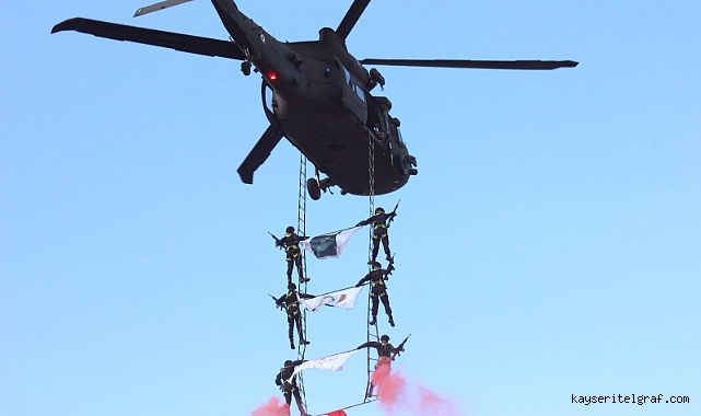 Kayseri'de Cumhuriyet Bayramı coşkusu