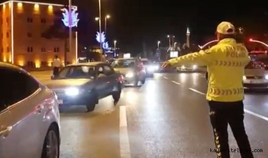 Kayseri'de eş zamanlı operasyonda 73 aranan şahıs yakalandı