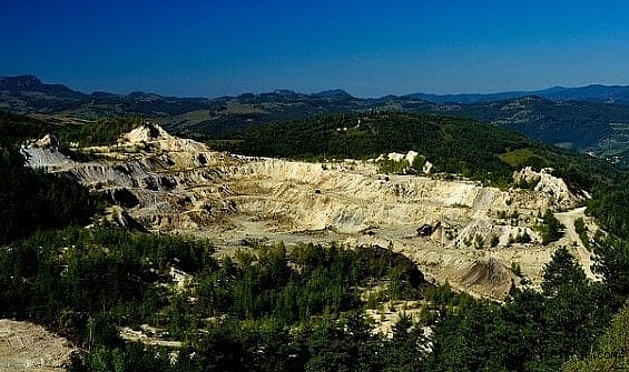 Kayserili CVK Maden, Koç Holding'in madenini satın aldı