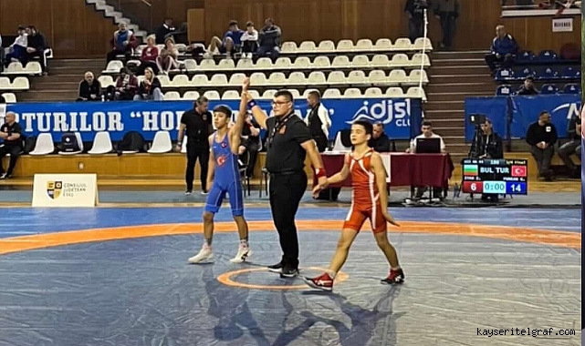 Kayserili Furkan, Balkan Şampiyonasından gümüş madalyayla döndü