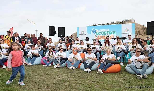 Kocasinan Belediyesi 'Uçurtma Şenliği' düzenledi