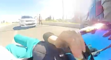 Önce kadın moto kurye darp edildi, sonra darp eden şoför!