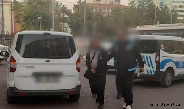 Tramvayda 'hayasız' hareketlerle suçlanan 2 zanlı gözaltına alındı