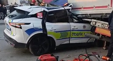 Manisa'da feci kaza: 1 polis şehit oldu!