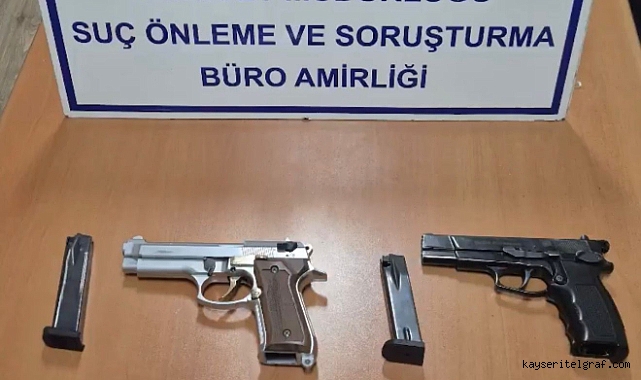 Mezarlıkta kuru sıkı tabanca ile ateş eden 13-14 yaşlarındaki çocuklar yakalandı