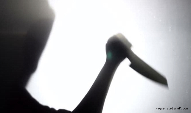 Erciyes Üniversitesi'nde bir kadın bıçaklandı