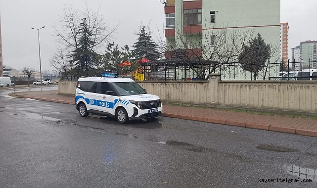 Kayseri'de kocasını bıçaklayan kadın göz altına alındı