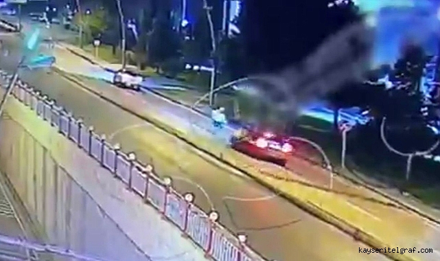 Kayseri'de polise çarpıp kaçan alkollü ve ehliyetsiz sürücü tutuklandı