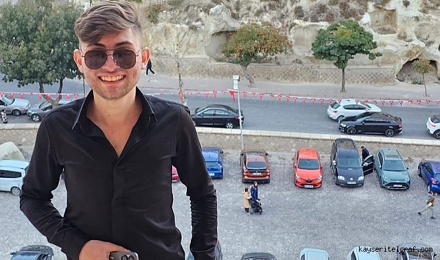 Otomobilin çarptığı 18 yaşındaki genç hayatını kaybetti