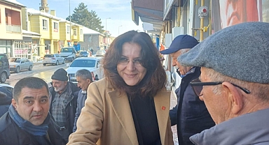 CHP İl Başkanı Özer, karnelerden Atatürk'ün kaldırılmasına tepki gösterdi