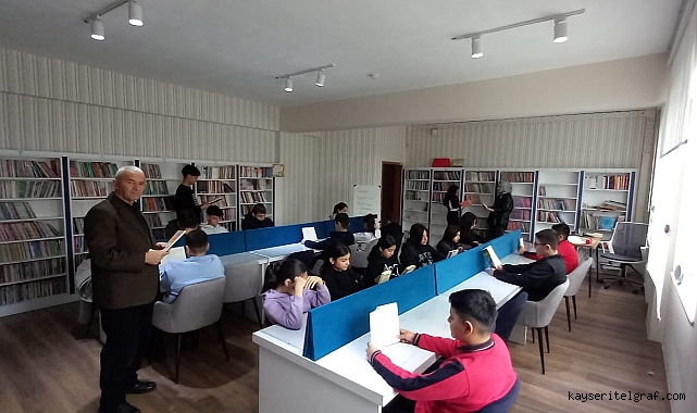 Develi’de ortaokula 5 bin kitaplık kütüphane kuruldu