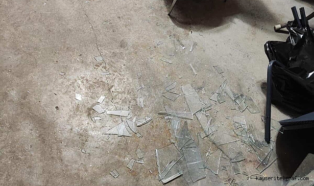 Pınarbaşı'da çok sayıda araç ve iş yerine zarar veren zanlılar yakalandı