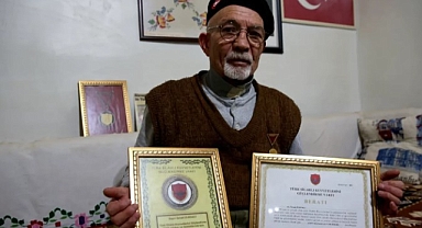 77 bin metrekarelik arazisini TSK'ya bağışlayan Develili hayırsever