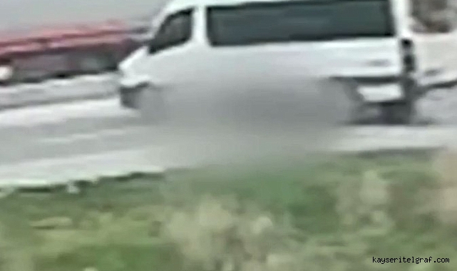 Afyon'da bu kazada motosiklet sürücüsü hayatını kaybetti