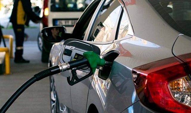 Benzine bu gece zam geliyor