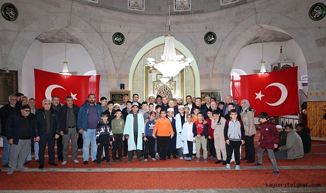 Bünyan'da Kur’an-ı Kerim yarışmasında öğrencilere umre hediyesi