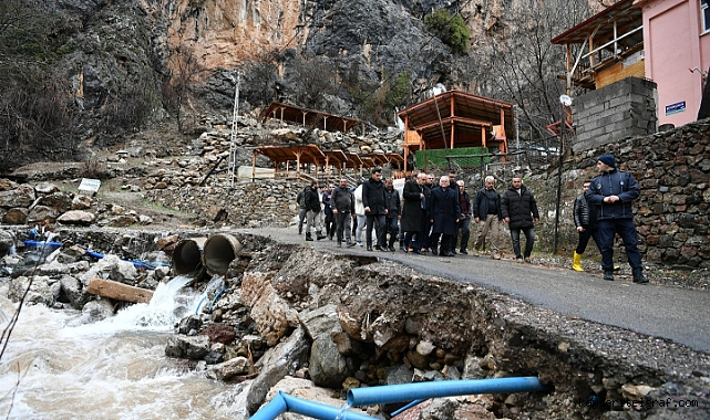 Büyükkılıç selin vurduğu Yahyalı'da incelemelerde bulundu