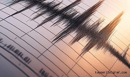 Erzincan'da gece saatlerinde deprem