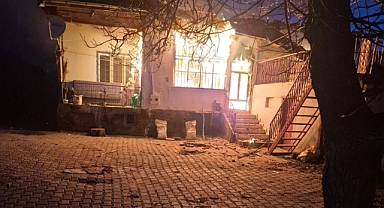 Felahiye'de müstakil evde yangın 