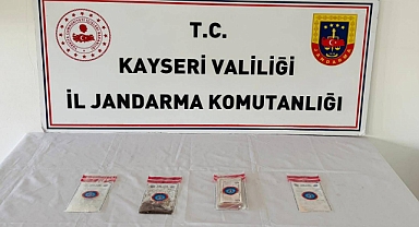 Hapisle aranan firari uyuşturucu ile yakalandı 