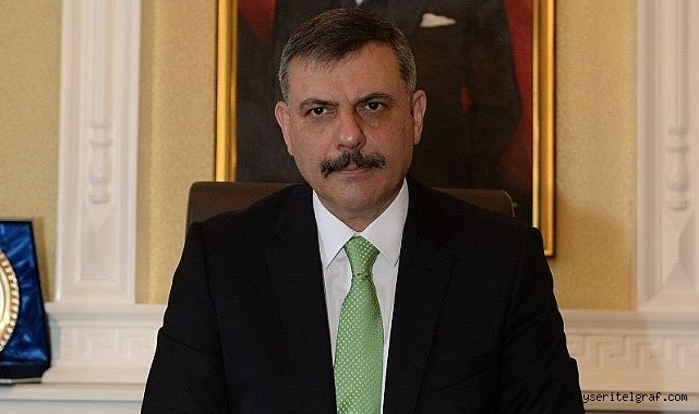 Kabinede iki bakan değişti