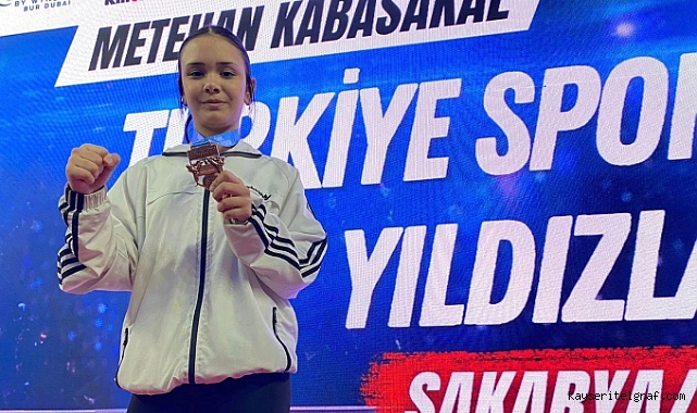 Kayserili sporculardan karatede iki madalya