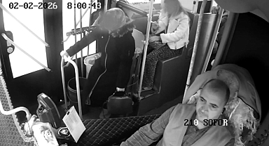 Otobüste fenalaşan yolcu hastaneye ulaştırıldı