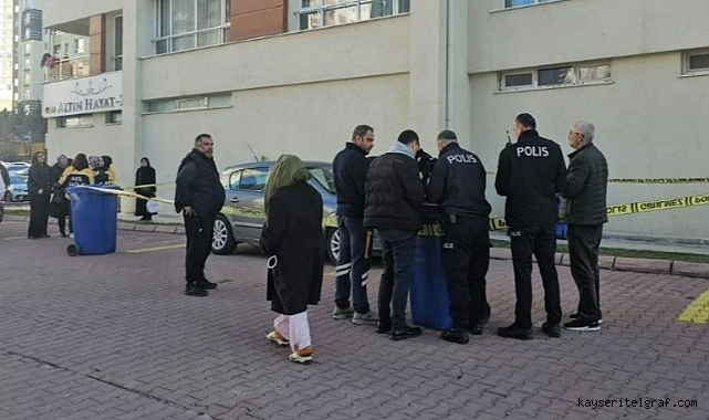 Talas'ta bir kişi aracında ölü bulundu