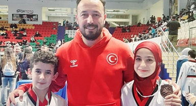 Tekvandocular Ahmet Taha ile Yaren'den madalya