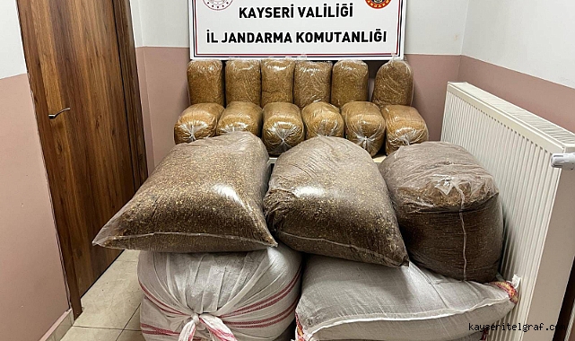 Yolcu otobüsünde 600 kilogram kaçak tütün ele geçirildi