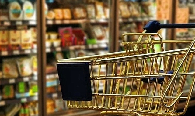 Genç, emekli bayram ikramiyesini market fiyatlarından hesapladı