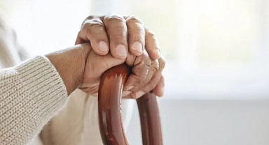 Türkiye’de kadınlar erkeklerden daha uzun yaşıyor