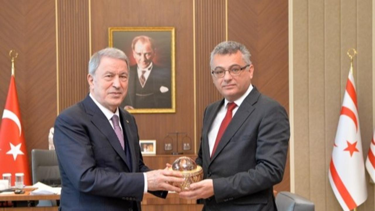 Akar KKTC Cumhurbaşkanı Erhürman ve Meclis Başkanı Öztürkler'i ziyaret etti