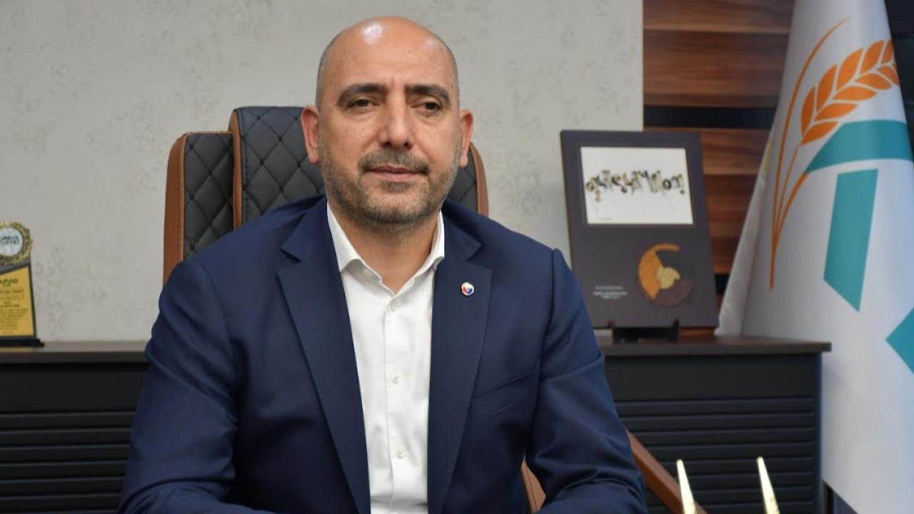 Bağlamış: *Ramazan Bayramı ülkemize huzur ve bereket getirsin"