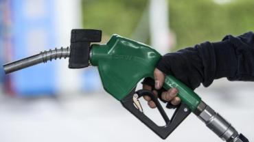 Bu gece benzine de zam geliyor