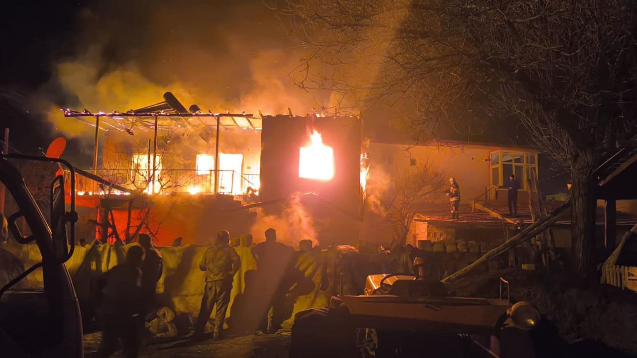 Develi'de müstakil evde yangın: 1 ölü, 2 yaralı