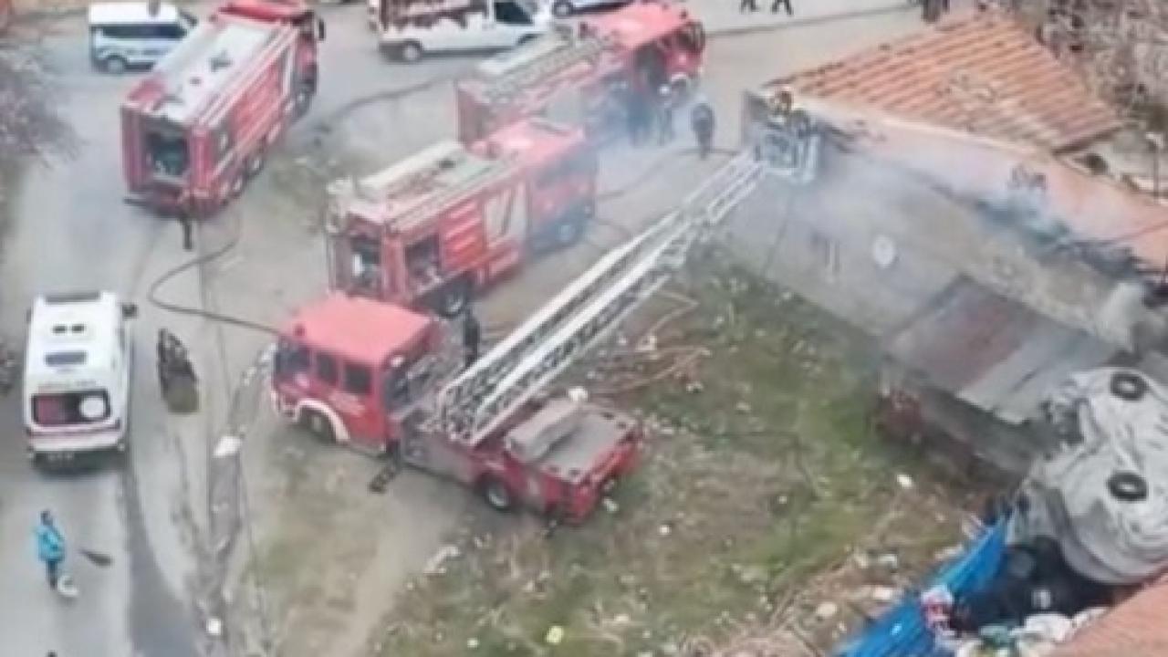 Evde çıkan yangından etkilenen çocuk hastaneye kaldırıldı