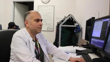 Kardiyoloji Uzmanı Şahin, Cumhurbaşkanı Erdoğan’dan ‘Yılın Doktoru’ ödülünü aldı