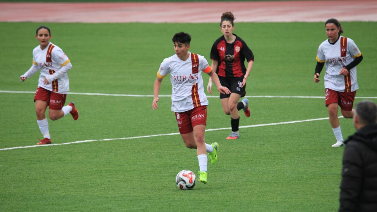 Kayseri Kadın FK, ikinci olarak 1. Lig'e yükseldi