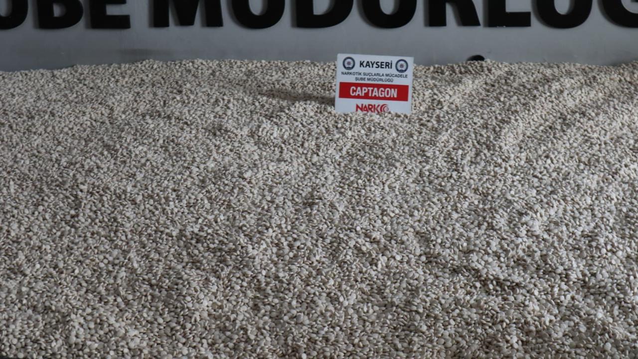Kayseri tarihinin en büyük uyuşturucu operasyonu düzenlendi