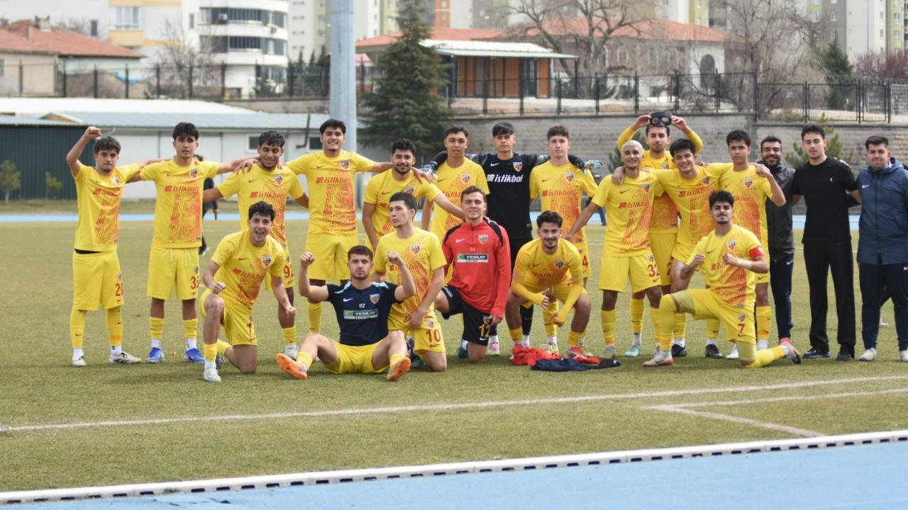 Kayserispor U19, Fatih Karagümrük U19’u yendi