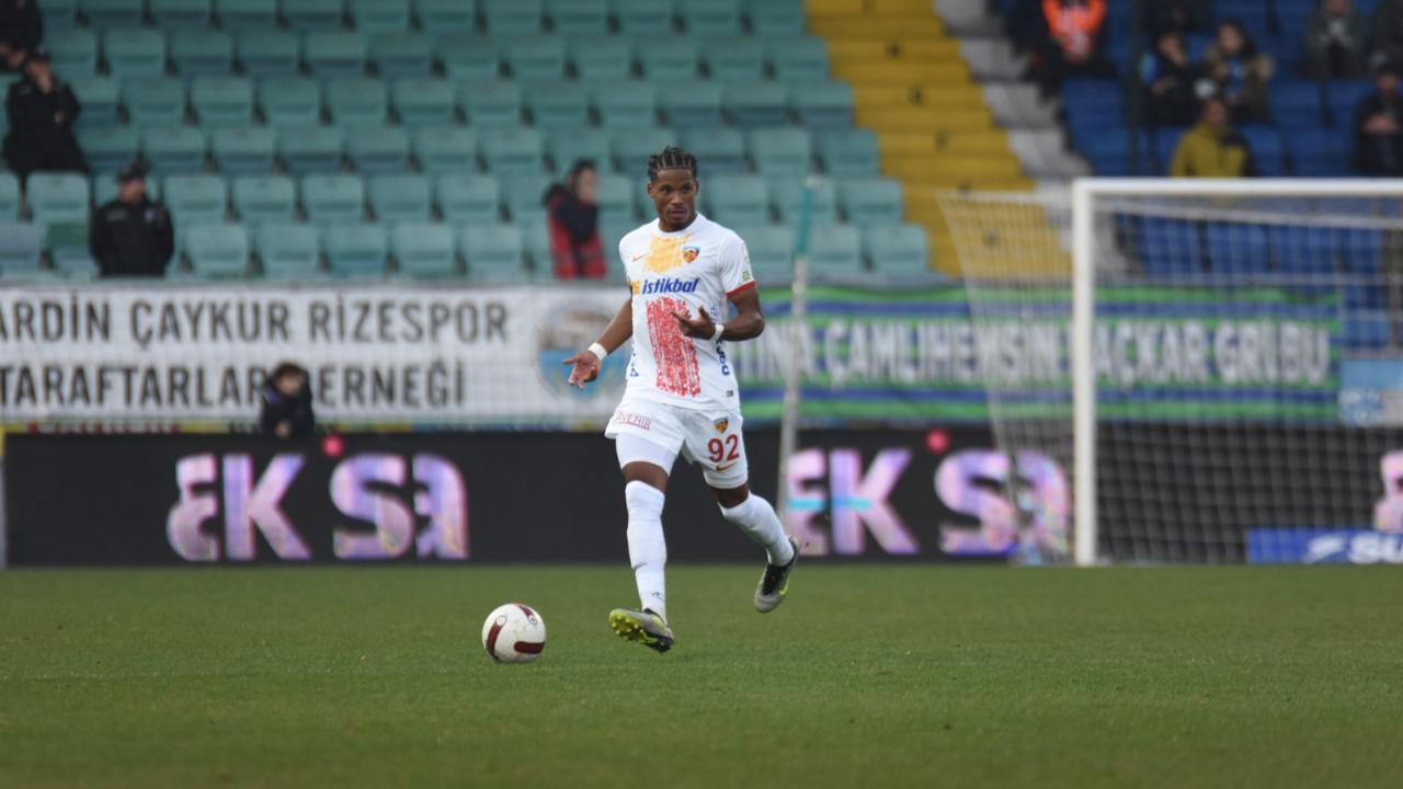 Transfer yasağı Jeanvier nedeniyle gelmiş